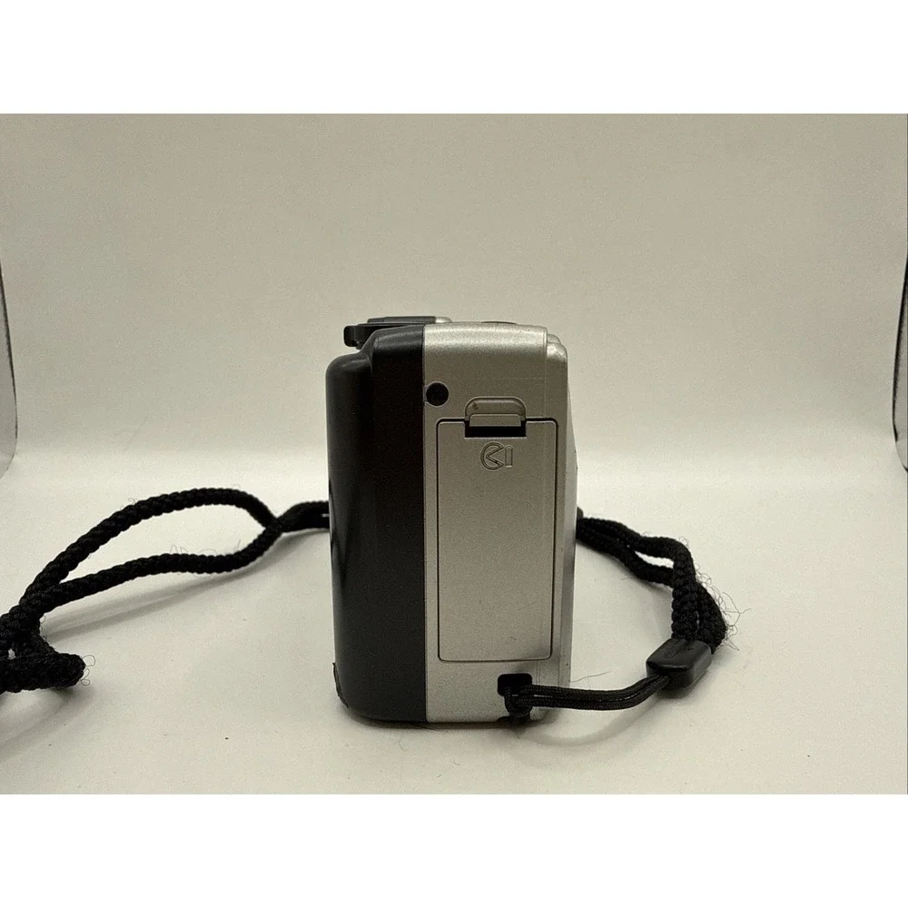 Pentax IQZoom 90MC Point & Shoot 35mm Film Camera UNTESTED